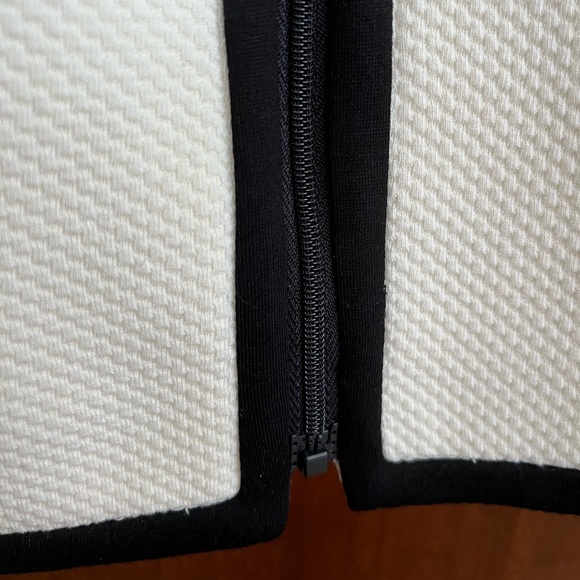 Black & White Blazer Jacket - Picture 8 of 9